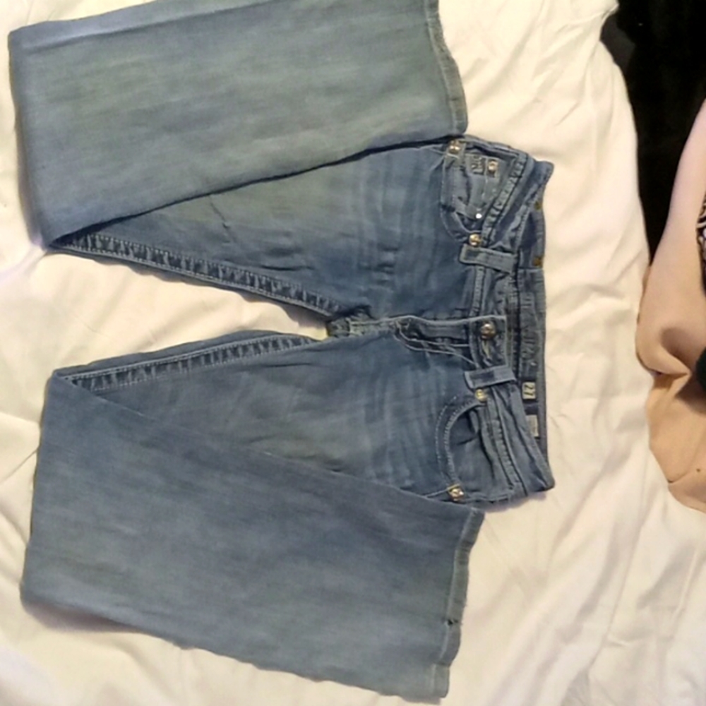 Women's miss me size 27 jeans